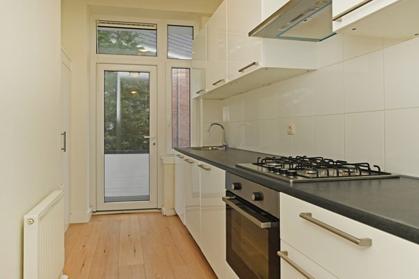 Medium property photo - Van Musschenbroekstraat 143, 2522 AL Den Haag